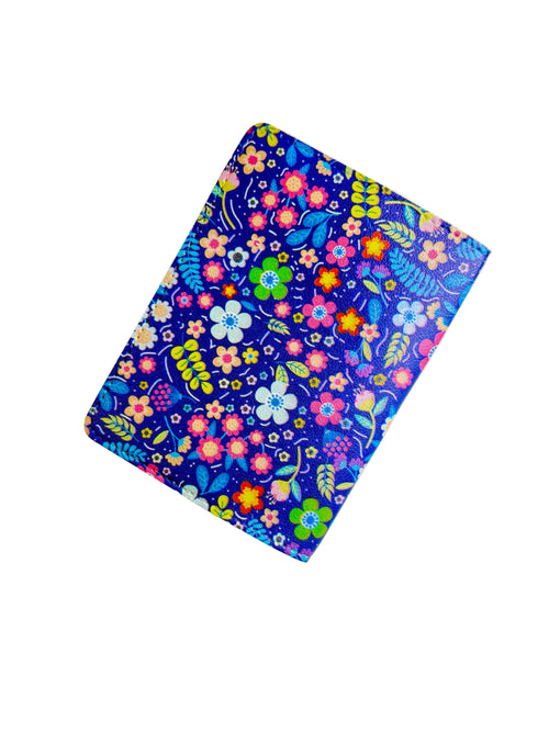 Ámate tal y como eres Passport Cover